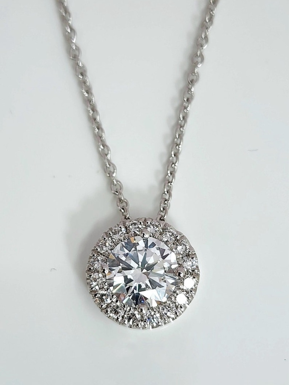 GRA Certified 1ct. Moissanite Diamond Round Halo Chain Necklace NEW